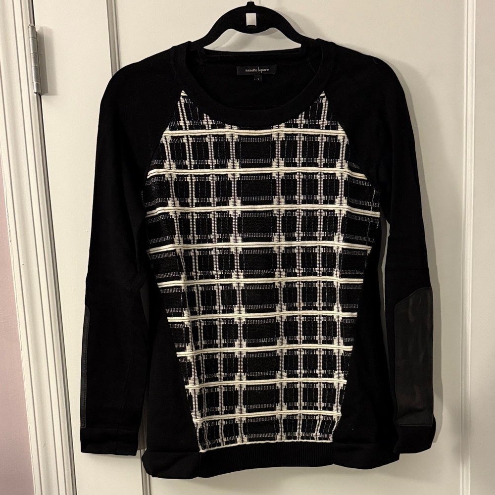 Nanette Lenore Black Printed Sweater with Leather Sleeves Size Small